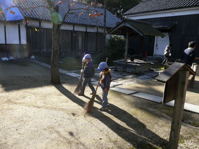 001.jpg