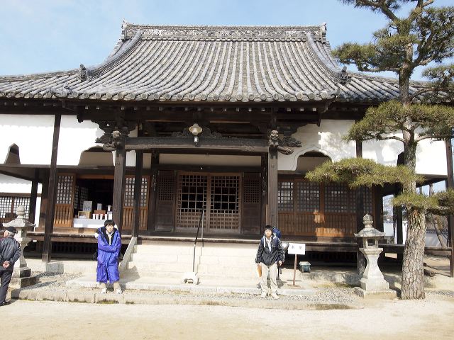 p1221049.jpg